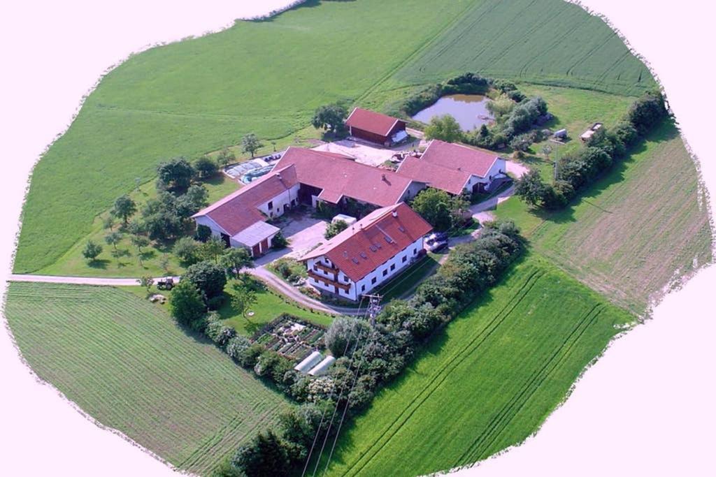 Burgkirchen an der AlzBergmann公寓 外观 照片